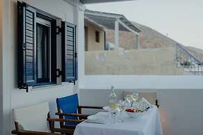 Panoramic Argyro's IO House with Jacuzzi