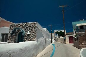 Panoramic Argyro's IO House with Jacuzzi