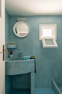 Panoramic Argyro's IO House with Jacuzzi