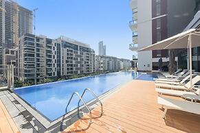 Luxurious 1-bedroom Apart With Dubai Skyline View