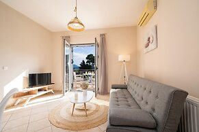 IONIAN Residence houses