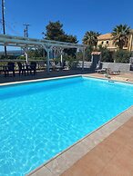 IONIAN Residence houses