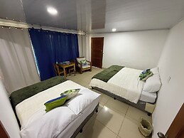 Emerald Luxe Suites