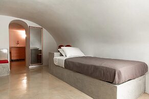 Argyro's Gaia Cozy Traditional Cave