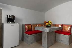 Argyro's Gaia Cozy Traditional Cave