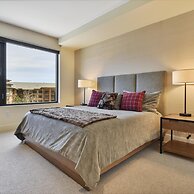 Lift Condo With Ski-in out w Village Access hot tub Fitness Center ski