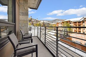 Lift Condo With Ski-in out w Village Access hot tub Fitness Center ski