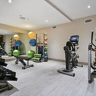 Lift Condo With Ski-in out w Village Access hot tub Fitness Center ski