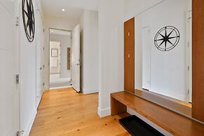 Stunning 4-bdr Penthouse With Rooftop Deck Ski-in out Access Pool hot 