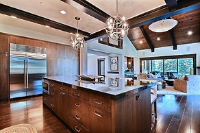 Chic Colony Ski-in Ski Out Villa Direct Access to Adventures at Park C