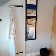 Shepherds Cottage Bryncethin