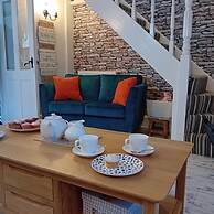 Shepherds Cottage Bryncethin