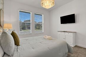 8946ptd- The Retreat At Championsgate 6 Bedroom Home by RedAwning