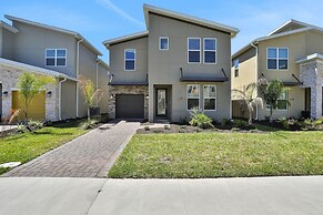 8946ptd- The Retreat At Championsgate 6 Bedroom Home by RedAwning