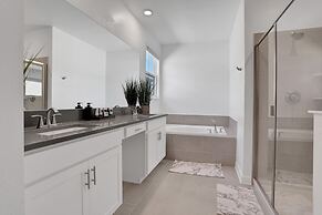 8946ptd- The Retreat At Championsgate 6 Bedroom Home by RedAwning