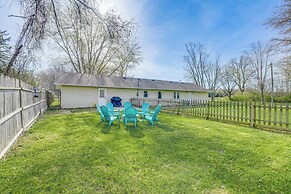 Benton Harbor Home w/ Fire Pit - 2 Mi to Beach!