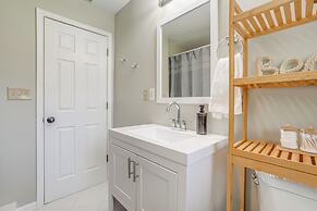 Benton Harbor Home w/ Fire Pit - 2 Mi to Beach!