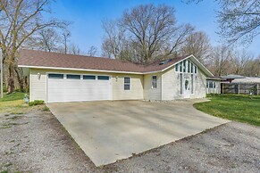 Benton Harbor Home w/ Fire Pit - 2 Mi to Beach!