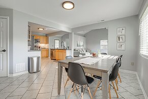 Benton Harbor Home w/ Fire Pit - 2 Mi to Beach!