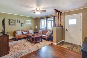 Cozy Dubois Home w/ Deck ~ 8 Mi to Treasure Lake!