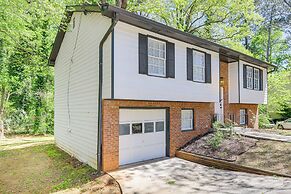 Modern Conyers Retreat - 9 Mi to Arabia Mountain!