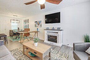 Modern Conyers Retreat - 9 Mi to Arabia Mountain!