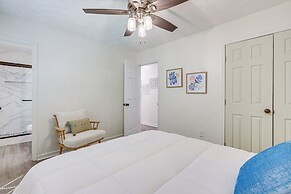 Modern Conyers Retreat - 9 Mi to Arabia Mountain!