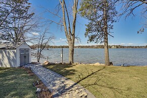 Stylish Lakefront Cabin in Zimmerman w/ Hot Tub!