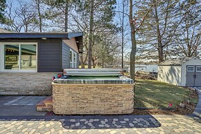 Stylish Lakefront Cabin in Zimmerman w/ Hot Tub!