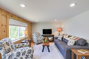 Idyllic Eastbrook Cabin: Lake Access, Near Acadia!