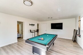 Game Room, Private Pool: South Daytona Home!