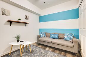 Hollywood Cottage Near Haulover Park: Pets Welcome