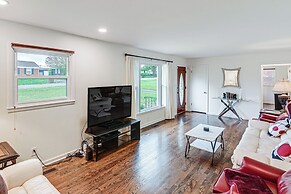 Family-friendly Home < 5 Mi to Downtown Nashville