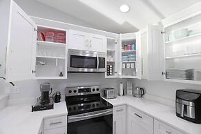 Cape Coral Duplex: Pool, Hot Tub, & Sunrise Views