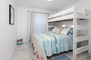 Cape Coral Duplex: Pool, Hot Tub, & Sunrise Views