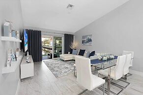 Cape Coral Duplex: Pool, Hot Tub, & Sunrise Views