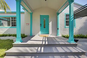 Hollywood Cottage: 2 Mi to Hollywood Beach!