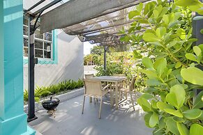 Hollywood Cottage: 2 Mi to Hollywood Beach!