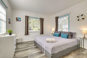 Hollywood Cottage: 2 Mi to Hollywood Beach!