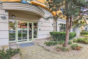 Seaside Apartment in Sopot by Renters