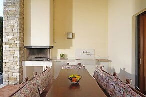 Villa Mary by Wonderful Italy