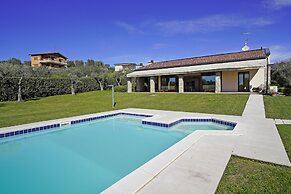 Villa Mary by Wonderful Italy