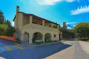 Secret Garden House - Private Garden With Pool