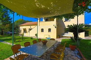 Secret Garden House - Private Garden With Pool