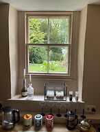 Stunning 2-bedroomed Cottage