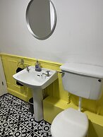 Stunning 2-bedroomed Cottage