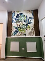 VPM room's central train station