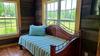 Back in Time 1940s Lake View House