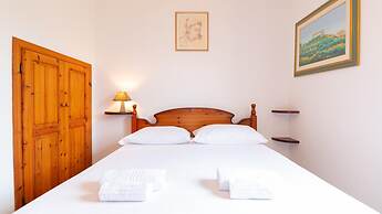 Su Riu House in Santa Caterina di Pittinuri