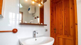 Su Riu House in Santa Caterina di Pittinuri